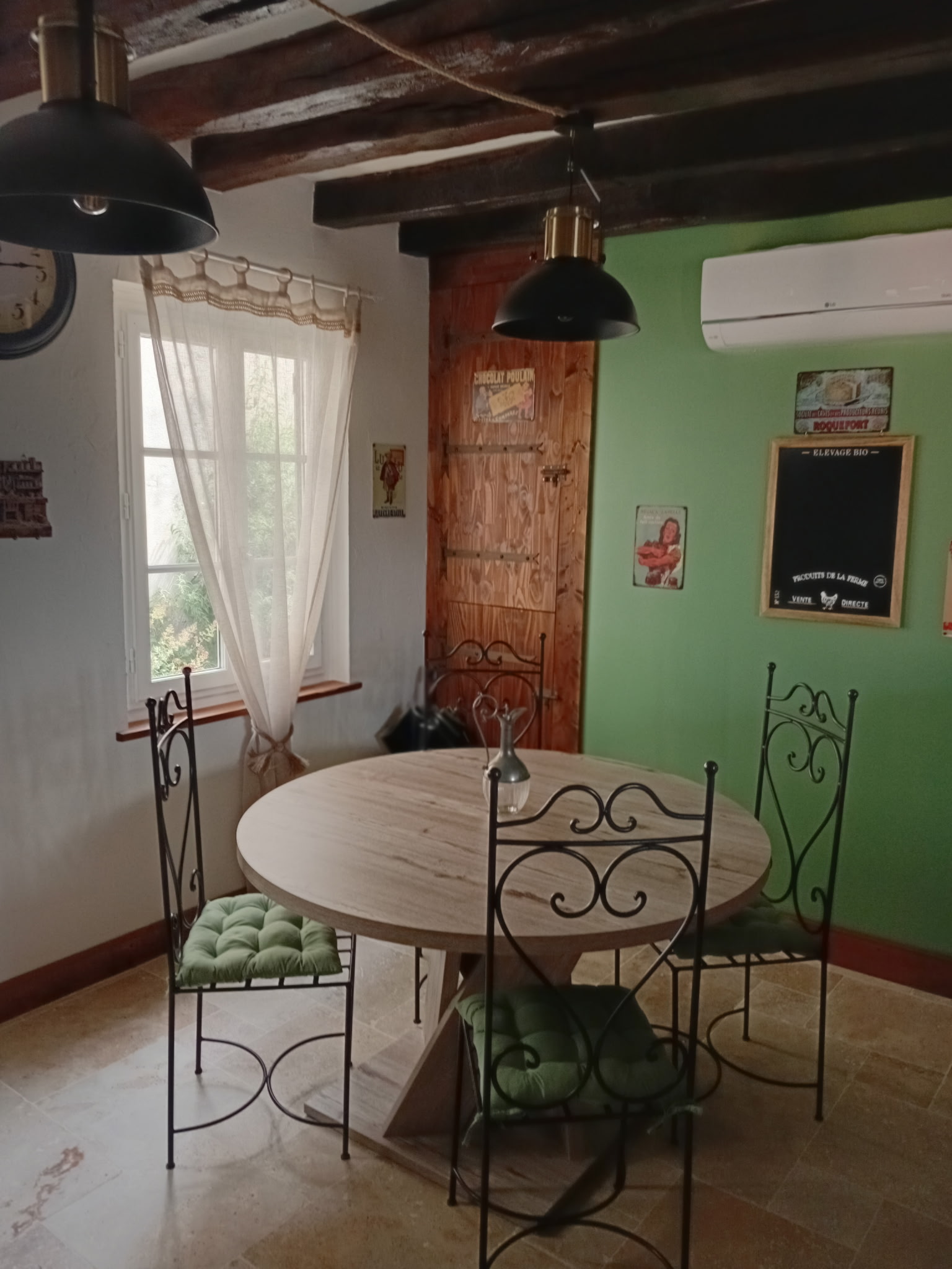 Salle à manger du gîte